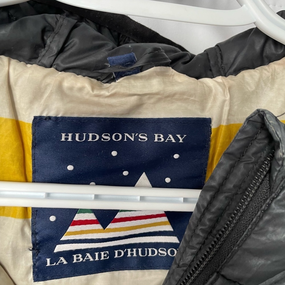 Hudson’s Bay Black long Puffer Coat SIZE M - Picture 2 of 9